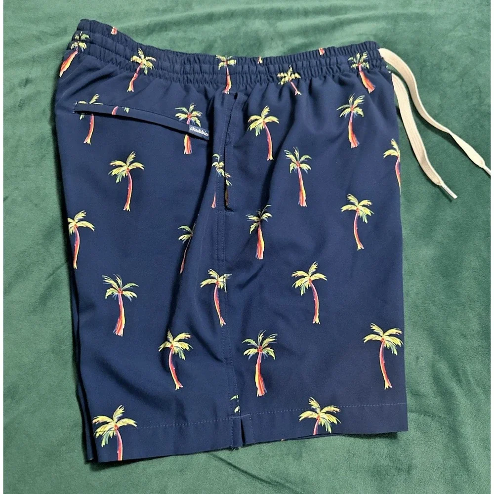 Chubbies Men Size Medium The Tree Myself‎ And I's 7